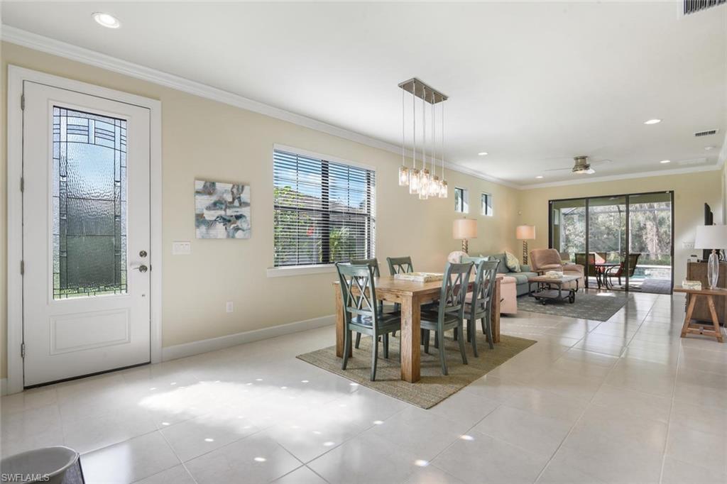 WINDING CYPRESS - Residential