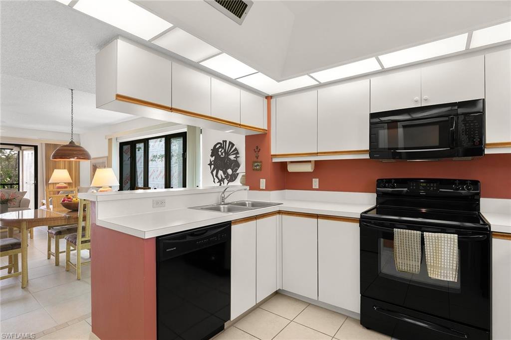 NAPLES BATH AND TENNIS CLUB - Residential