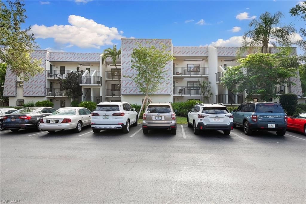 NAPLES BATH AND TENNIS CLUB - Residential