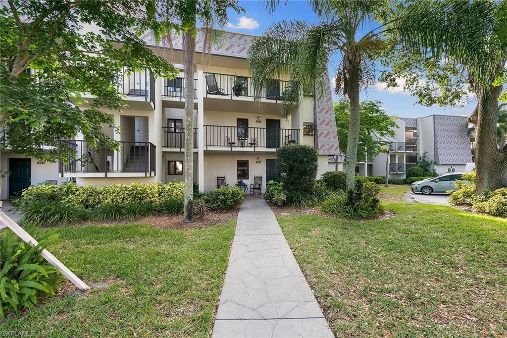 NAPLES BATH AND TENNIS CLUB - Residential