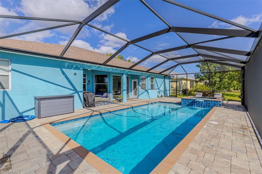 THE ENCLAVE - Residential