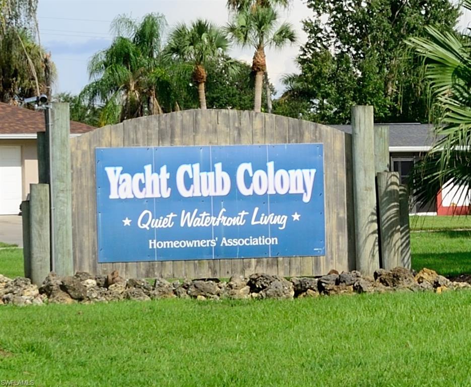 YACHT CLUB COLONY - Land