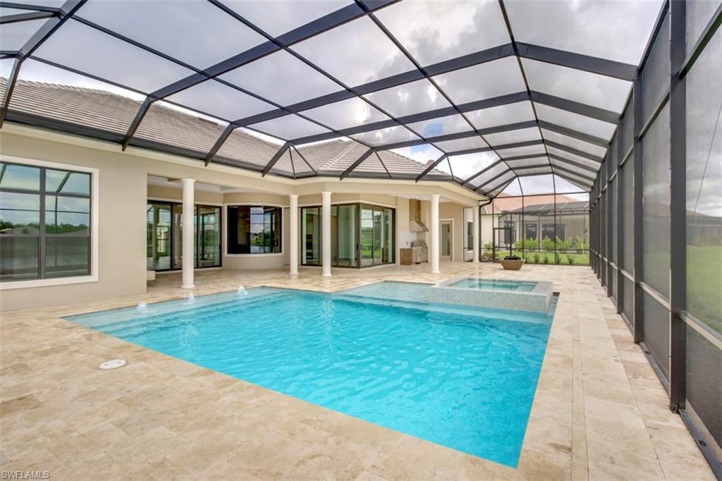 ESPLANADE - Residential