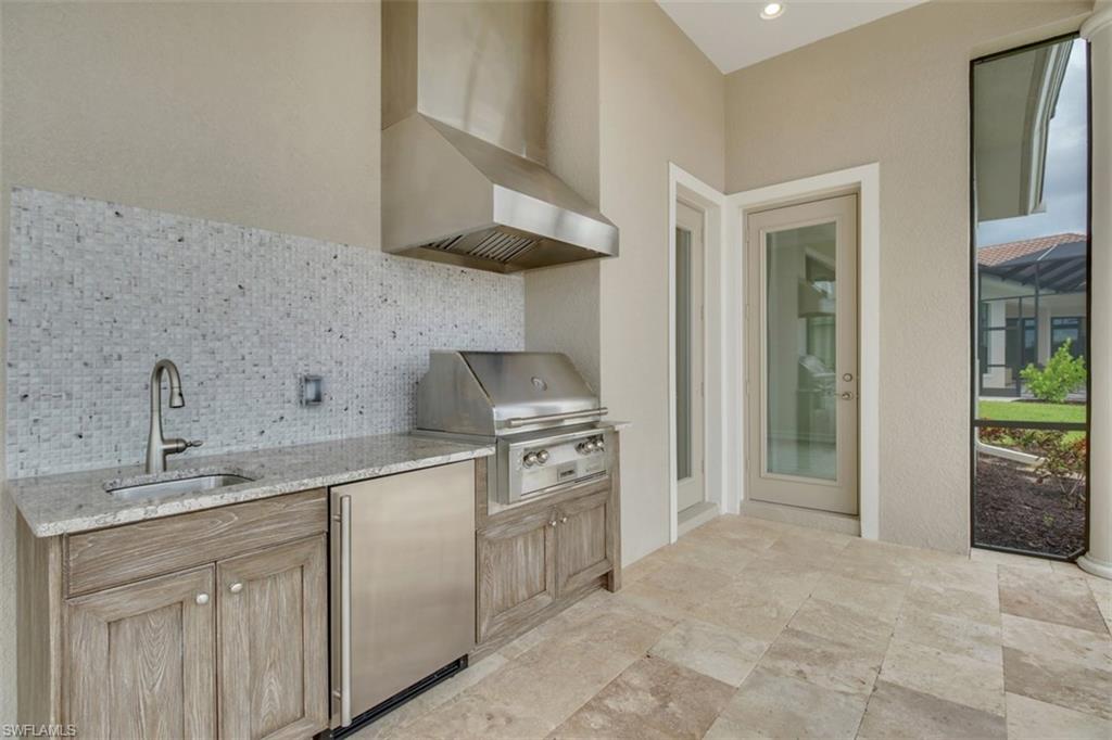 ESPLANADE - Residential