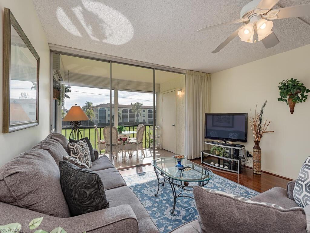 FOREST LAKES - Residential