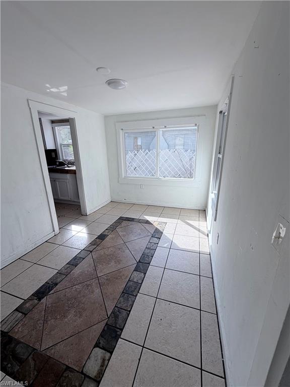 HILLCREST - Residential