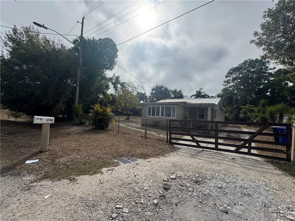 HILLCREST - Residential