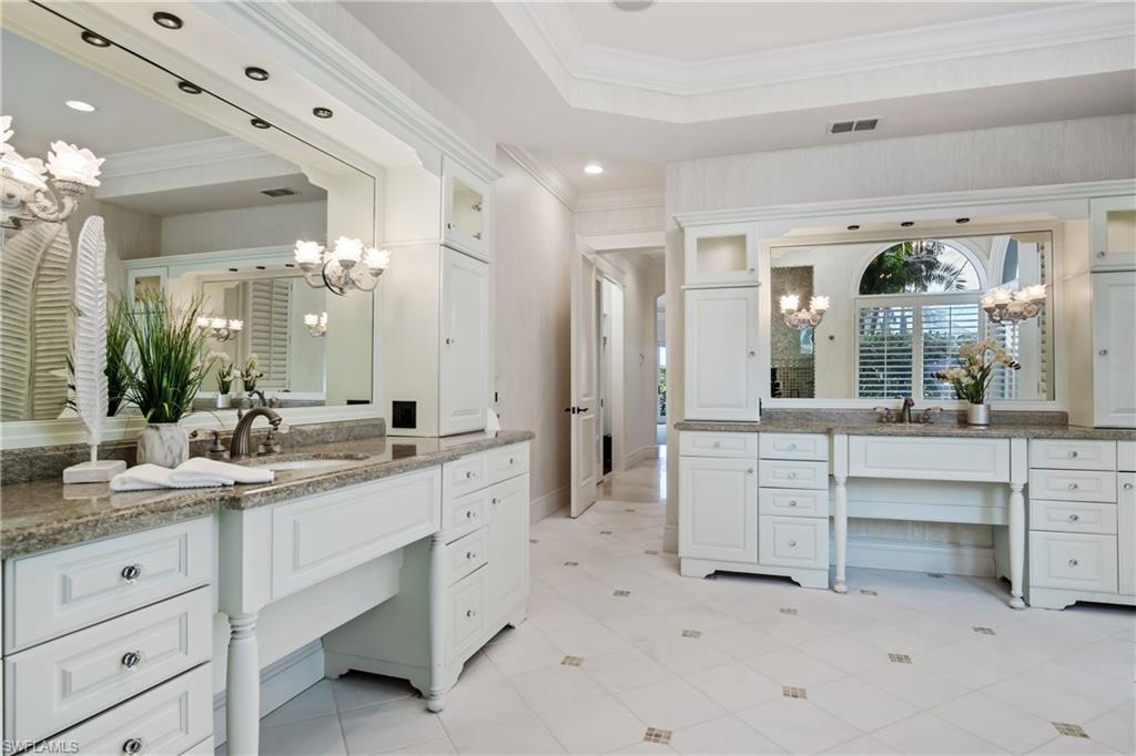 AQUALANE SHORES - Residential