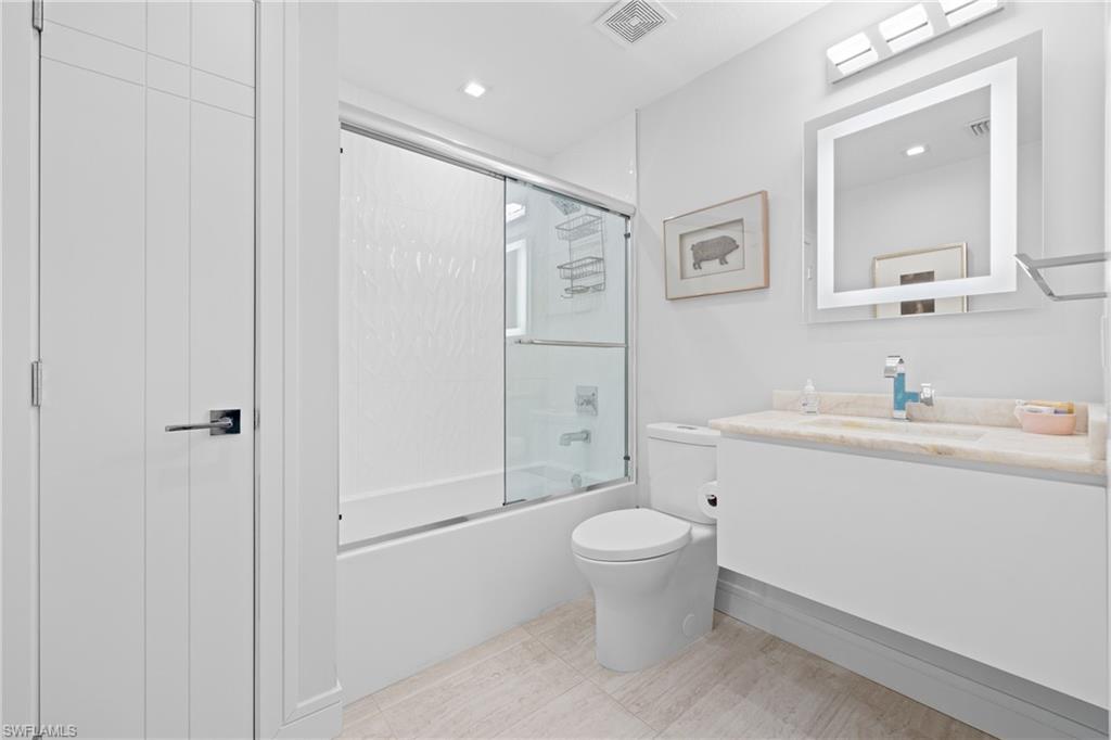 LAUREL OAKS - Residential Lease