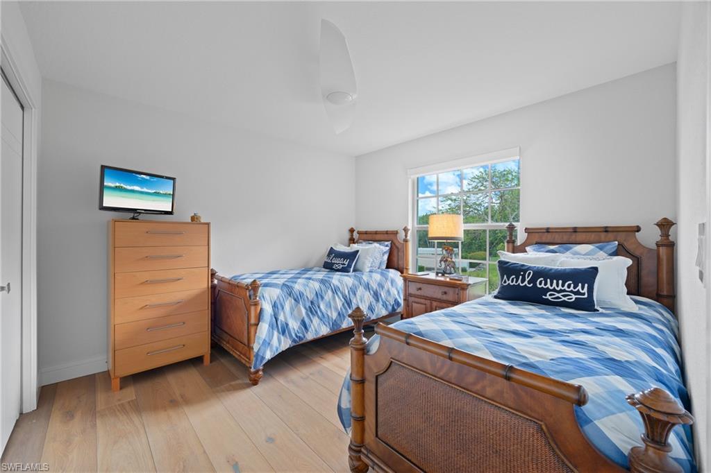 LAUREL OAKS - Residential Lease