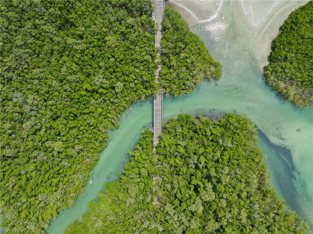 LAUREL OAKS - Residential Lease