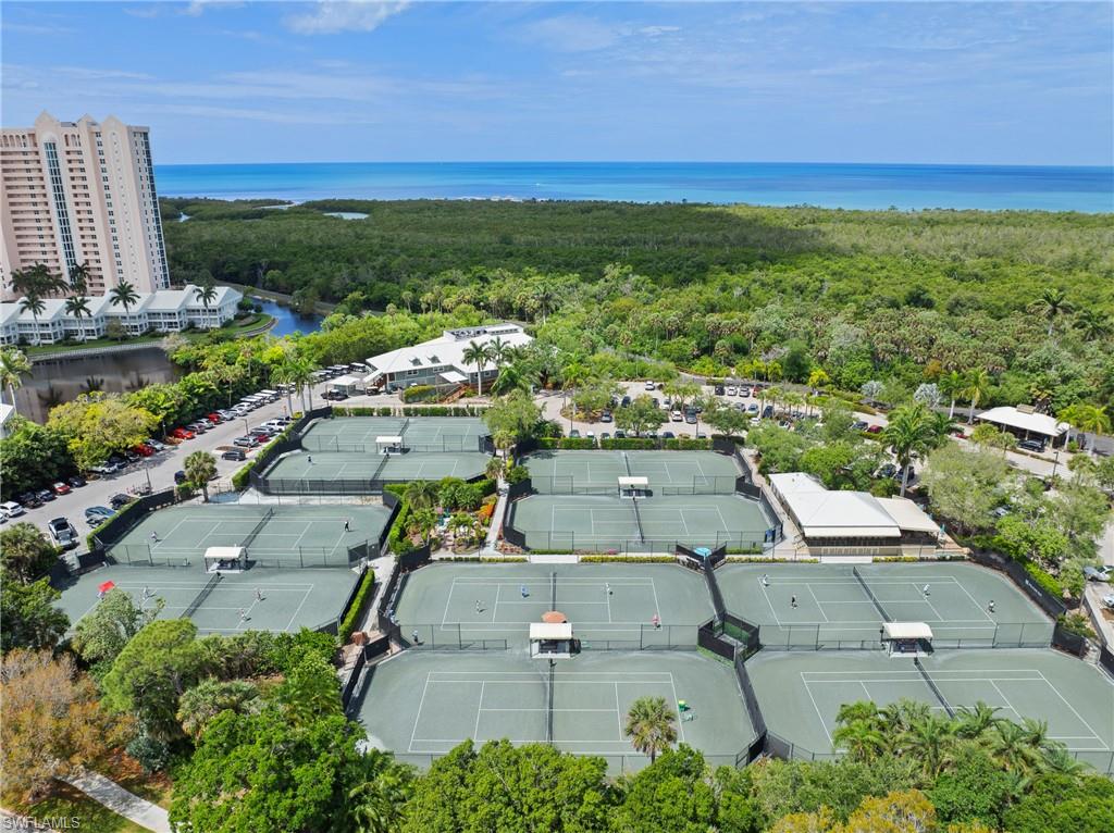 LAUREL OAKS - Residential Lease