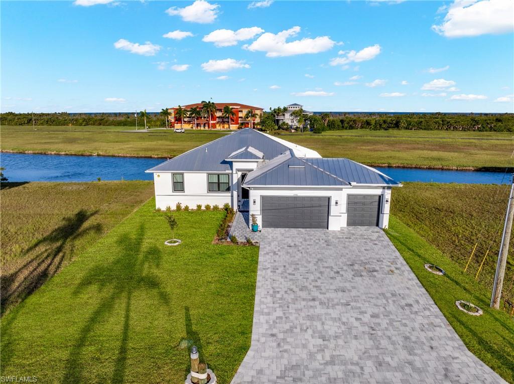 BURNT STORE LAKES - Residential