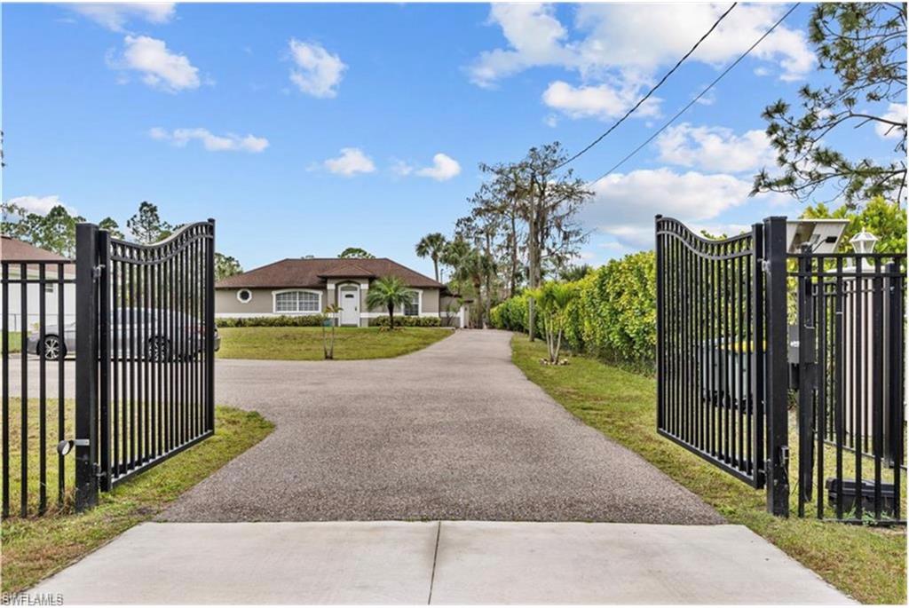 GOLDEN GATE ESTATES - Residential