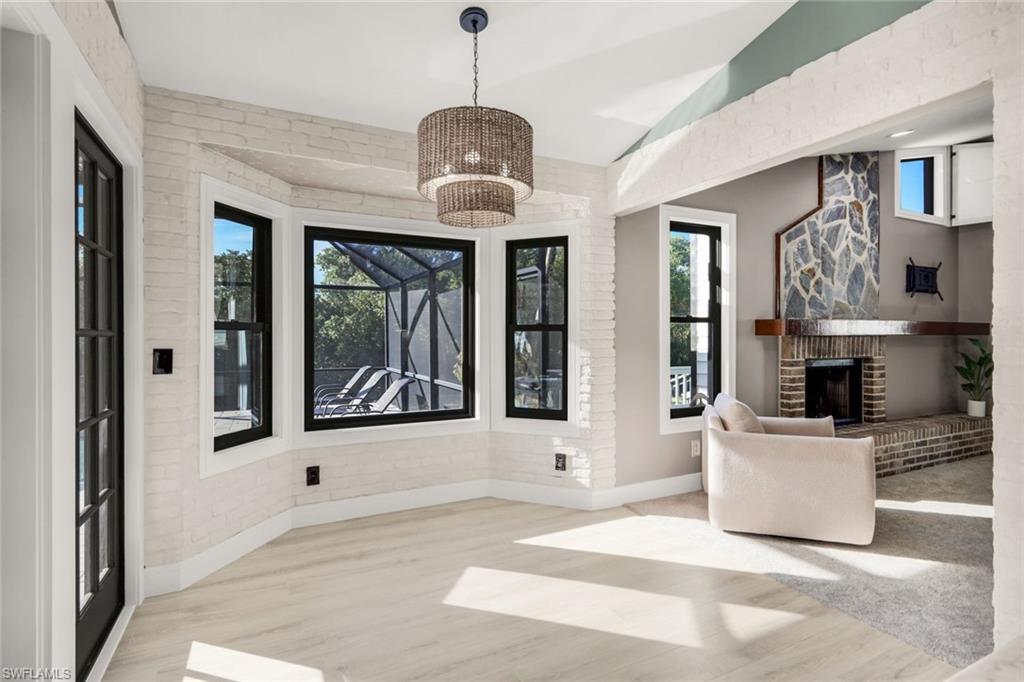 HENDRY CREEK - Residential