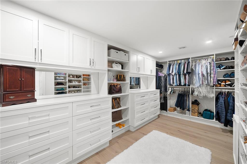 KALEA BAY TOWER 300 - Residential