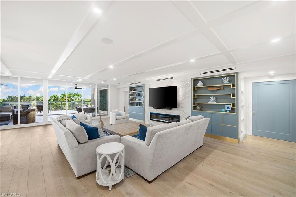 KALEA BAY TOWER 300 - Residential