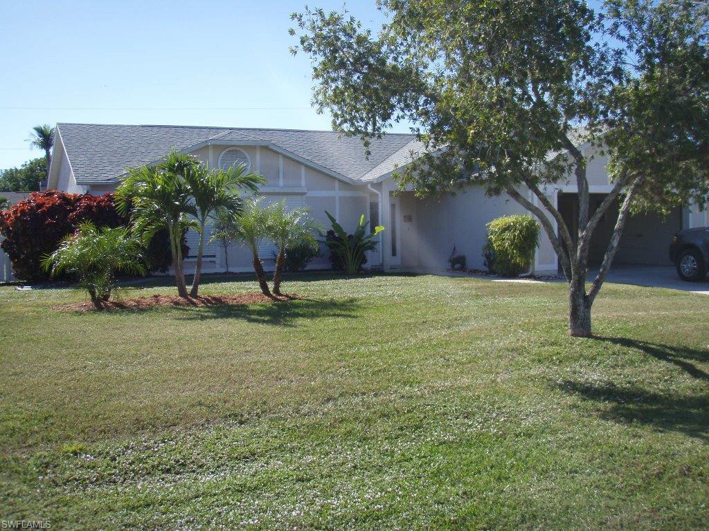 CAPE CORAL - Residential