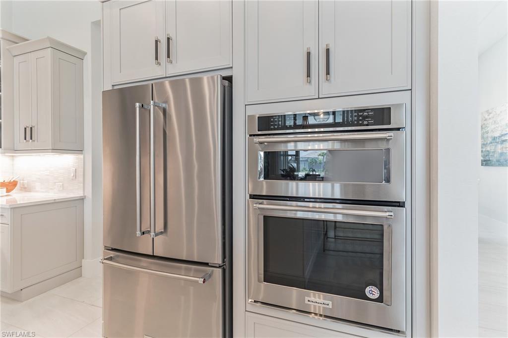 ISLES OF COLLIER PRESERVE - Residential Lease