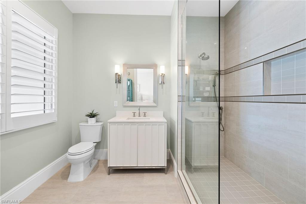 MOORINGS - Residential