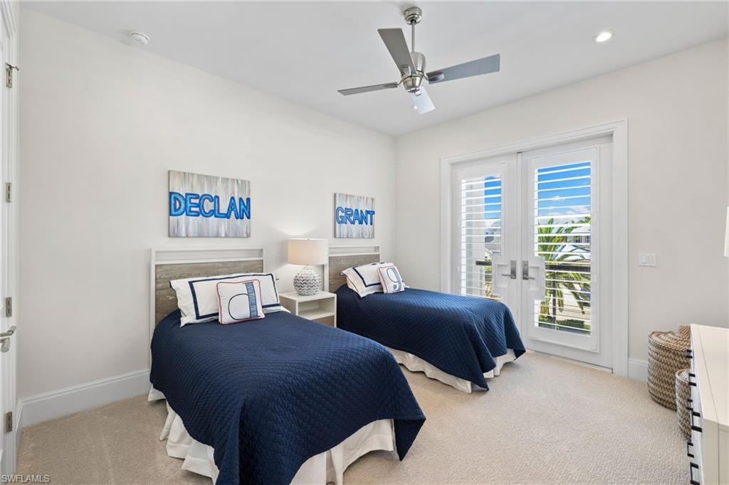 MOORINGS - Residential