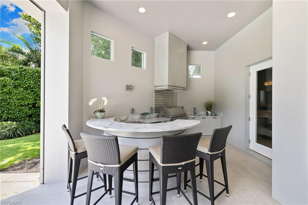 MOORINGS - Residential