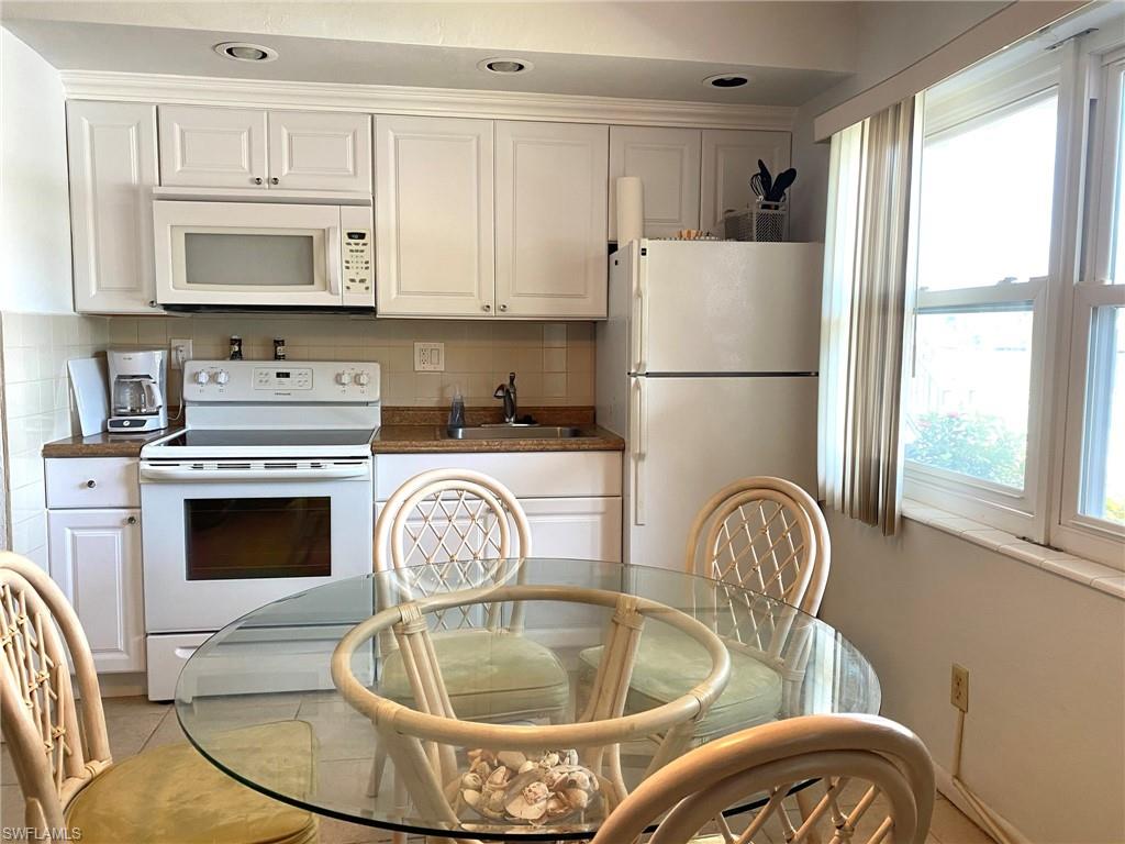 KINGS CROWN - Residential