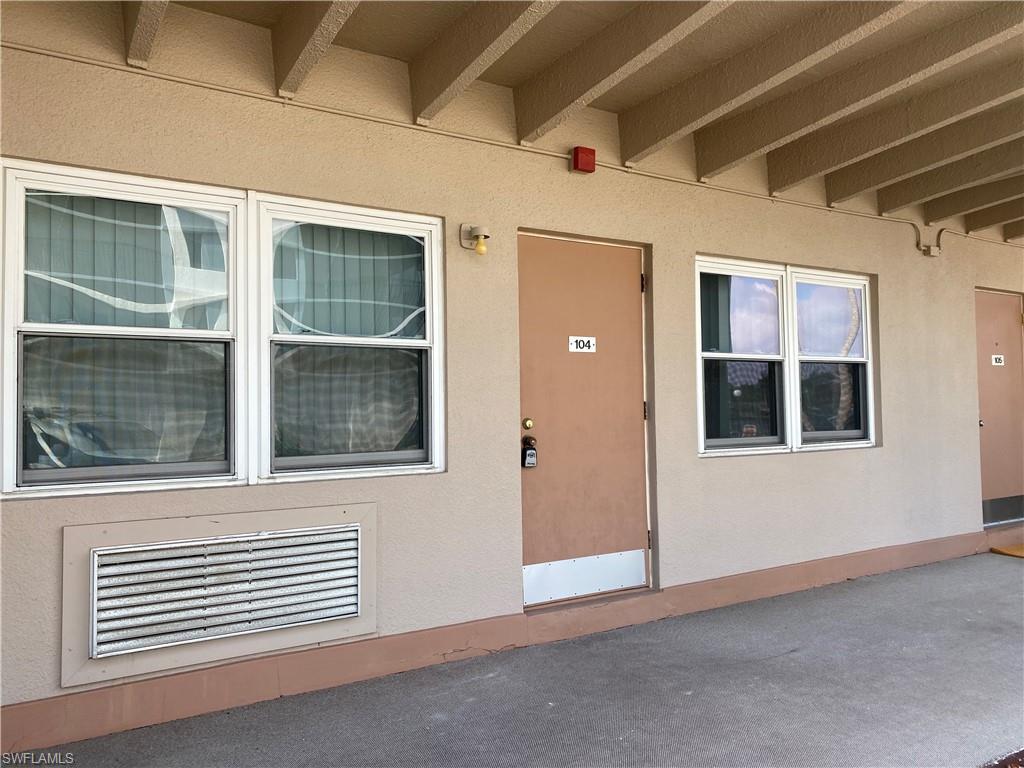 KINGS CROWN - Residential