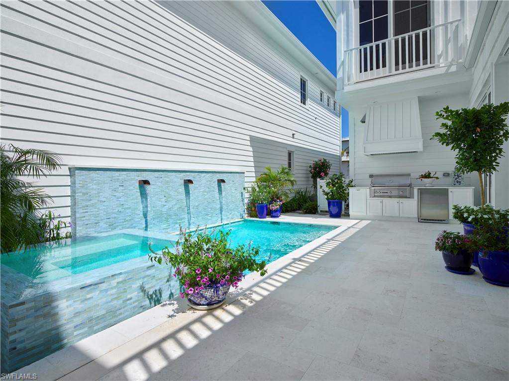 OLDE NAPLES - Residential