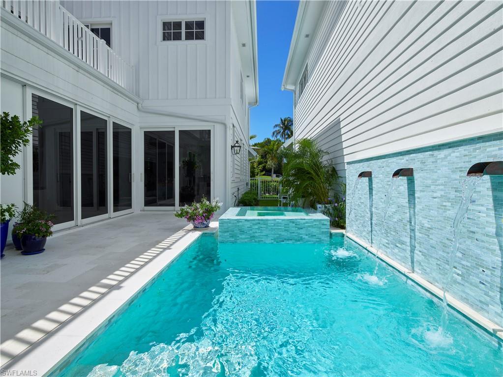 OLDE NAPLES - Residential