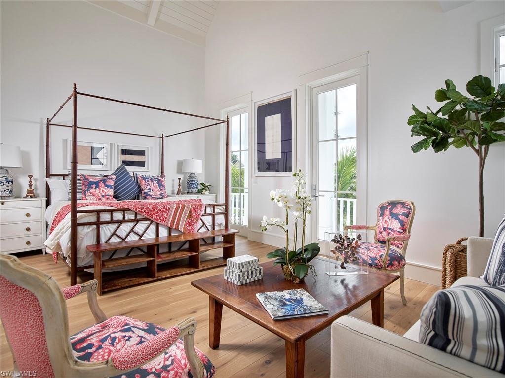 OLDE NAPLES - Residential