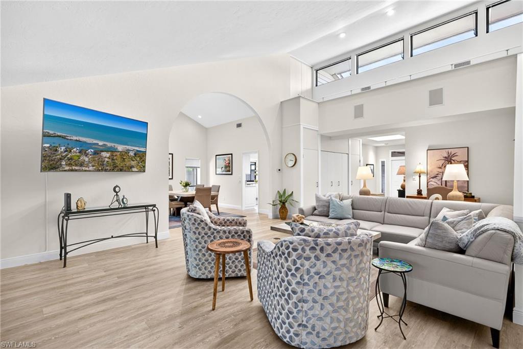 POND APPLE PRESERVE - Residential