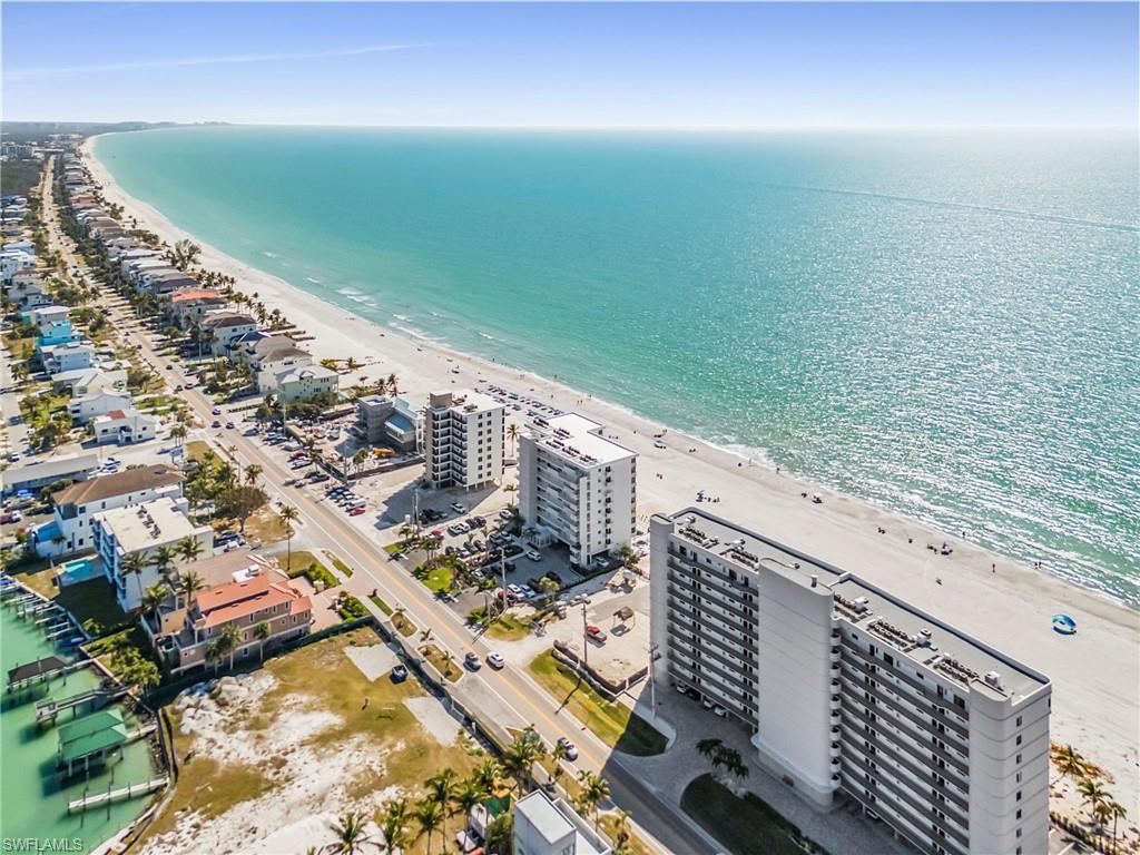 THE EGRET - Residential