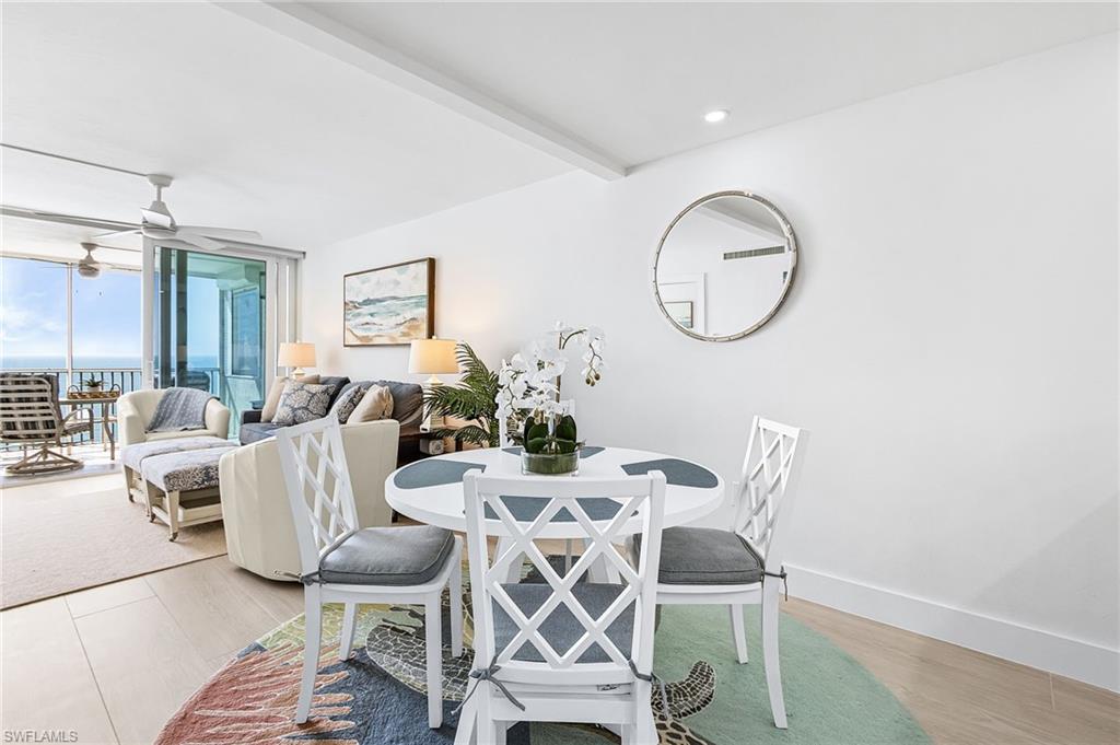 THE EGRET - Residential