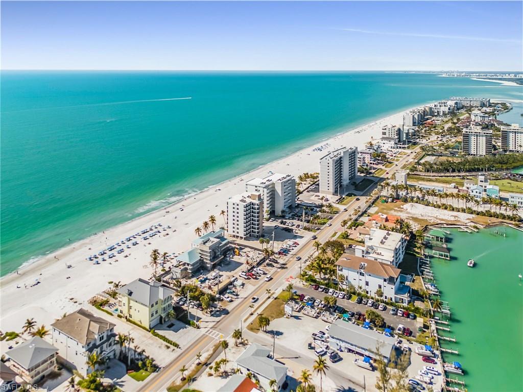 THE EGRET - Residential