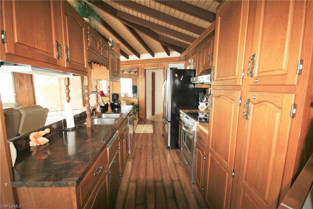 GOODLAND ISLES - Residential