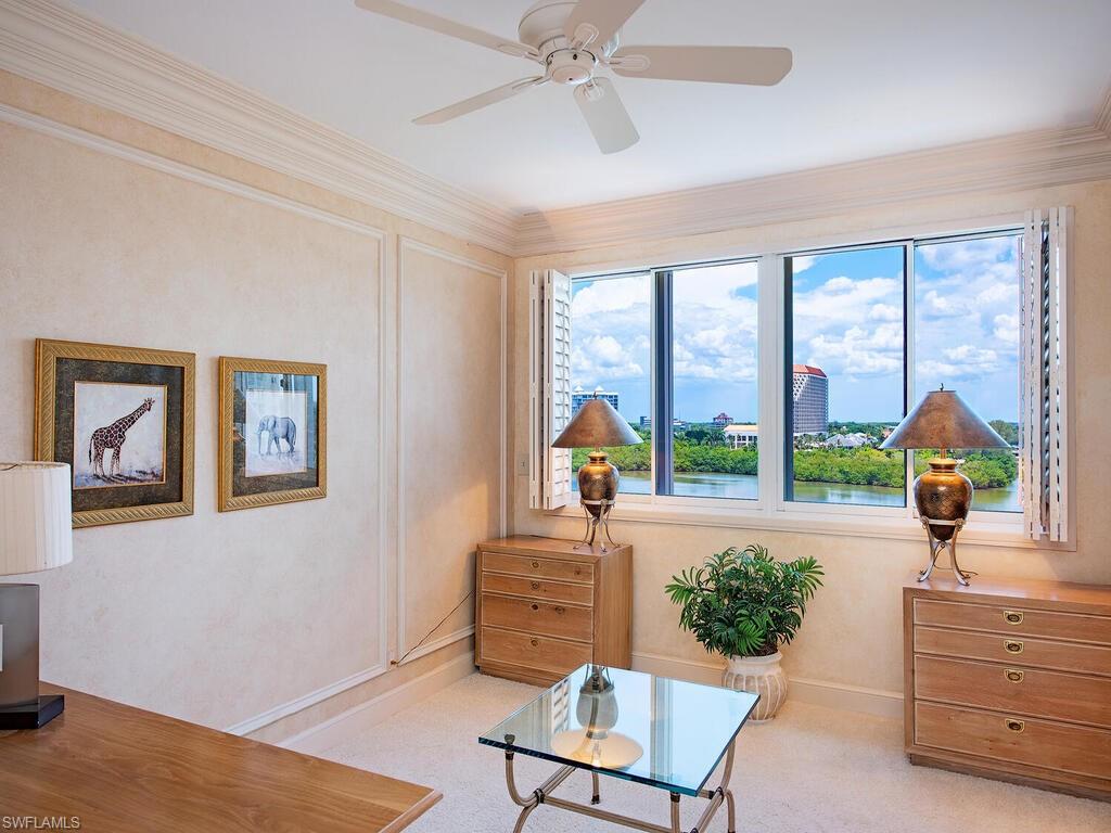 SEAPOINT AT NAPLES CAY - Residential