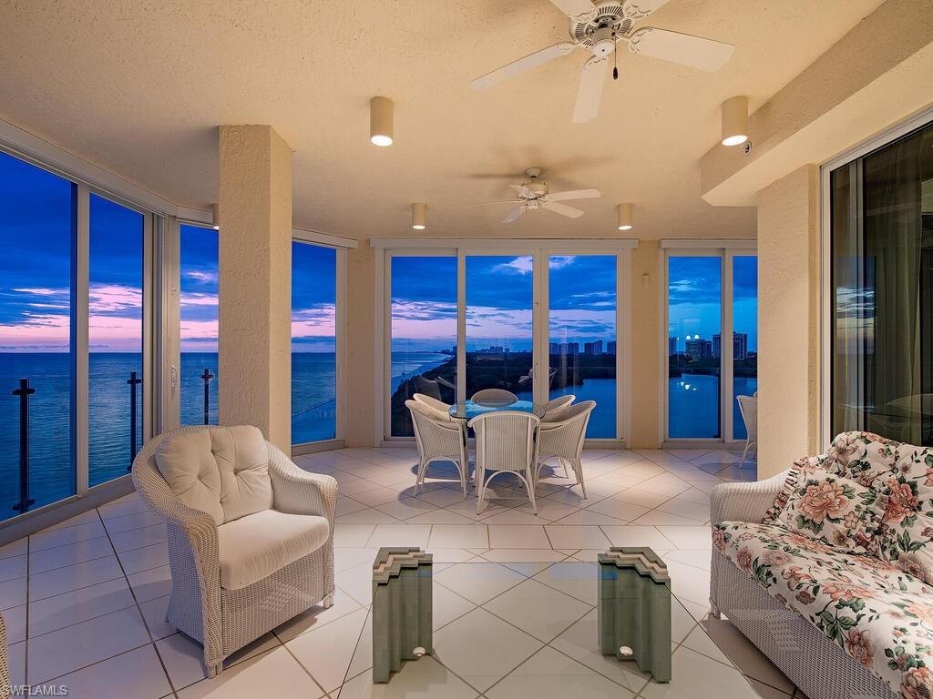 SEAPOINT AT NAPLES CAY - Residential