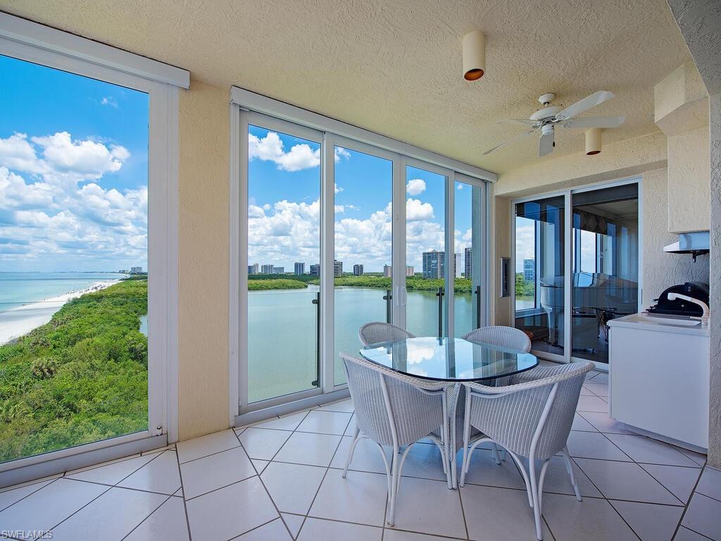 SEAPOINT AT NAPLES CAY - Residential