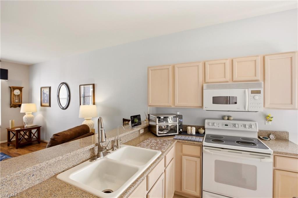 CYPRESS CAY - Residential