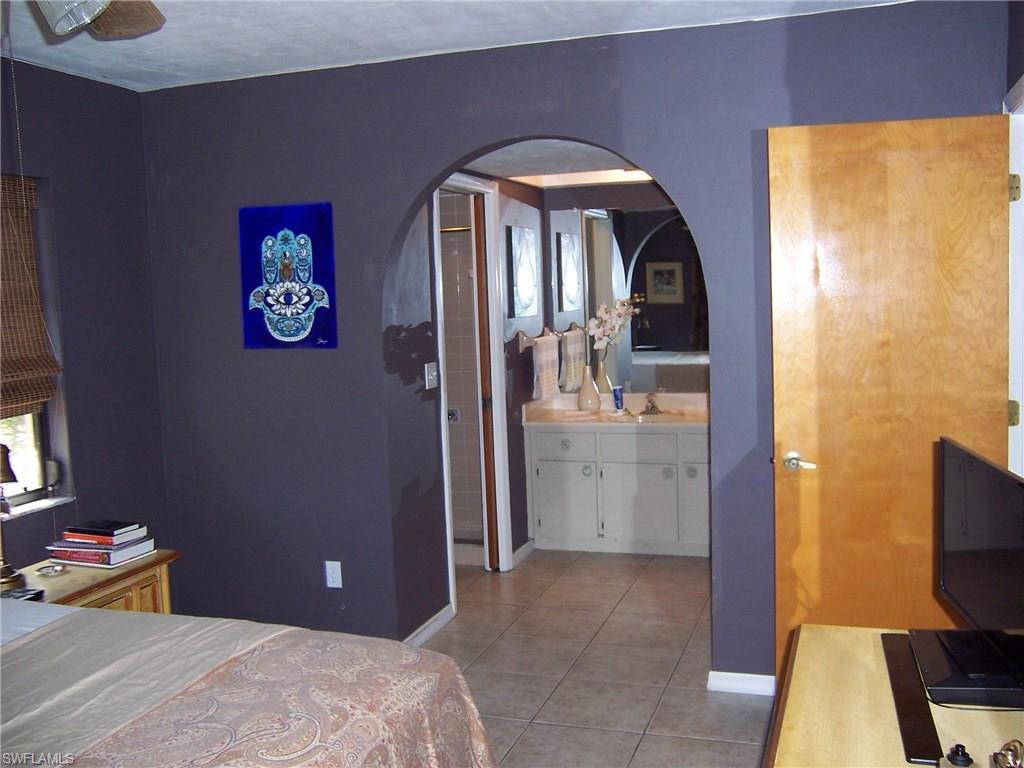 SHAMROCK LAKES - Residential