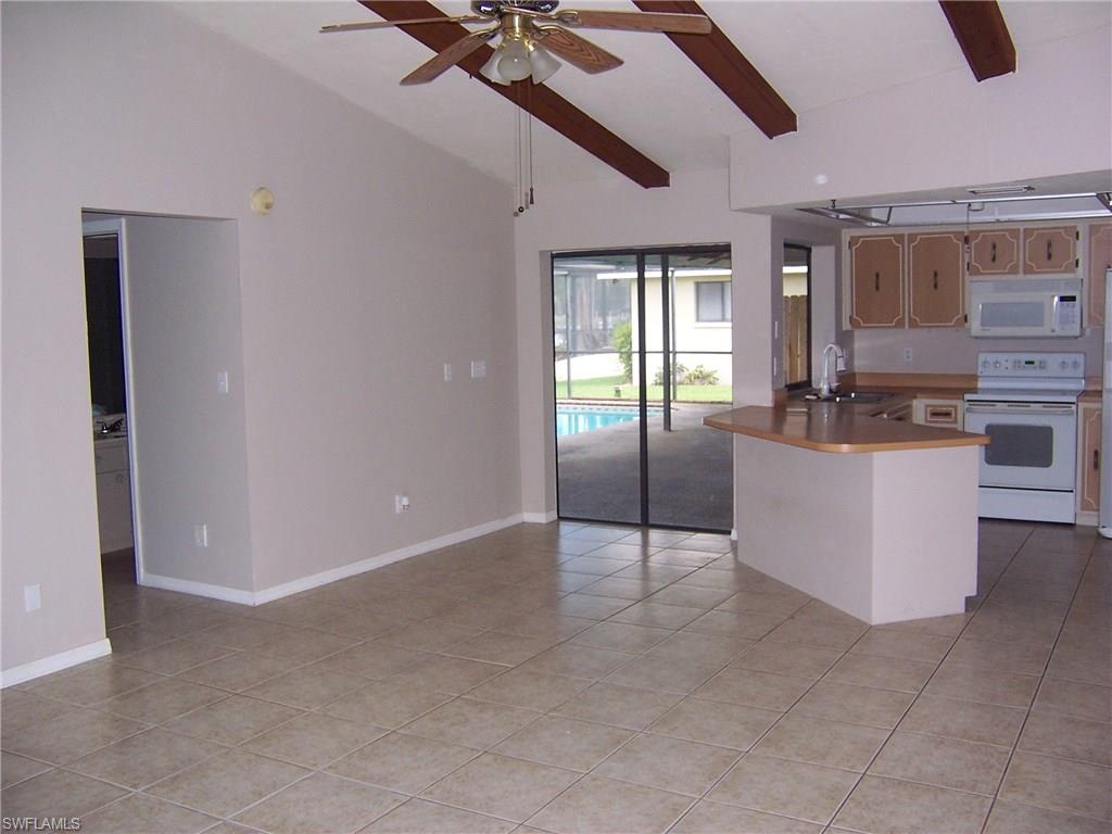 SHAMROCK LAKES - Residential