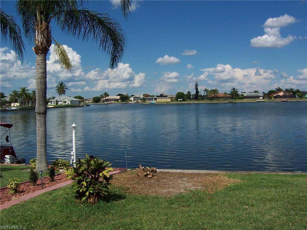 SHAMROCK LAKES - Residential