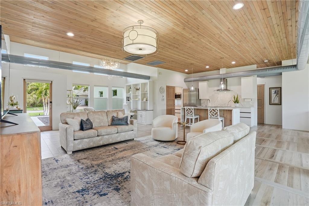 EAGLE RIDGE - Residential