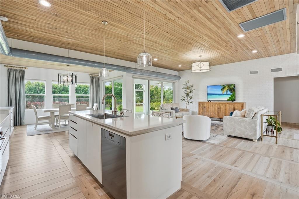 EAGLE RIDGE - Residential