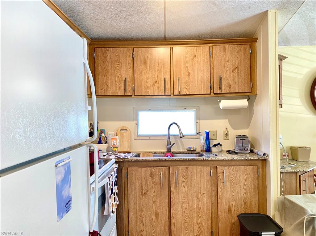 ENCHANTING SHORES - Residential