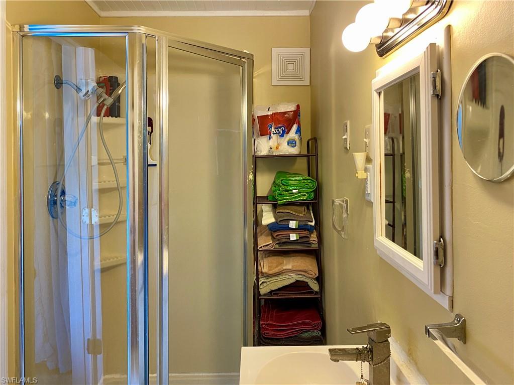 ENCHANTING SHORES - Residential