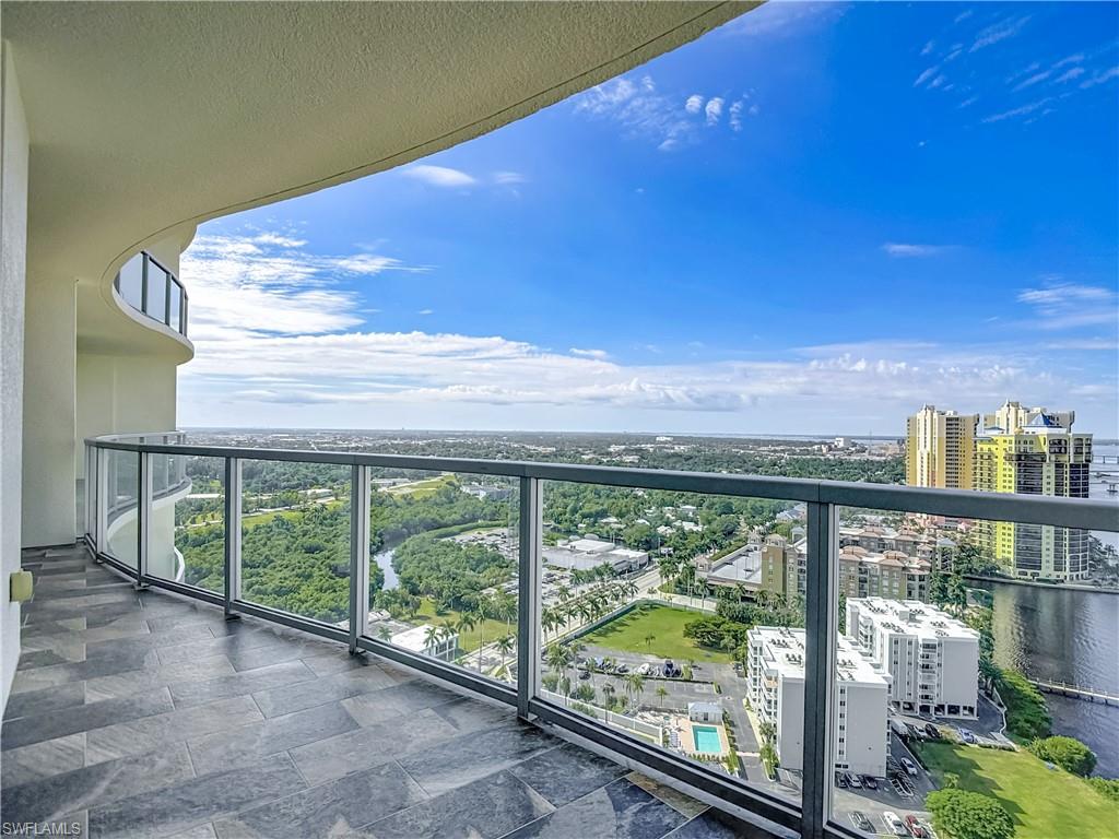 3000 Oasis Grand BLVD 2604