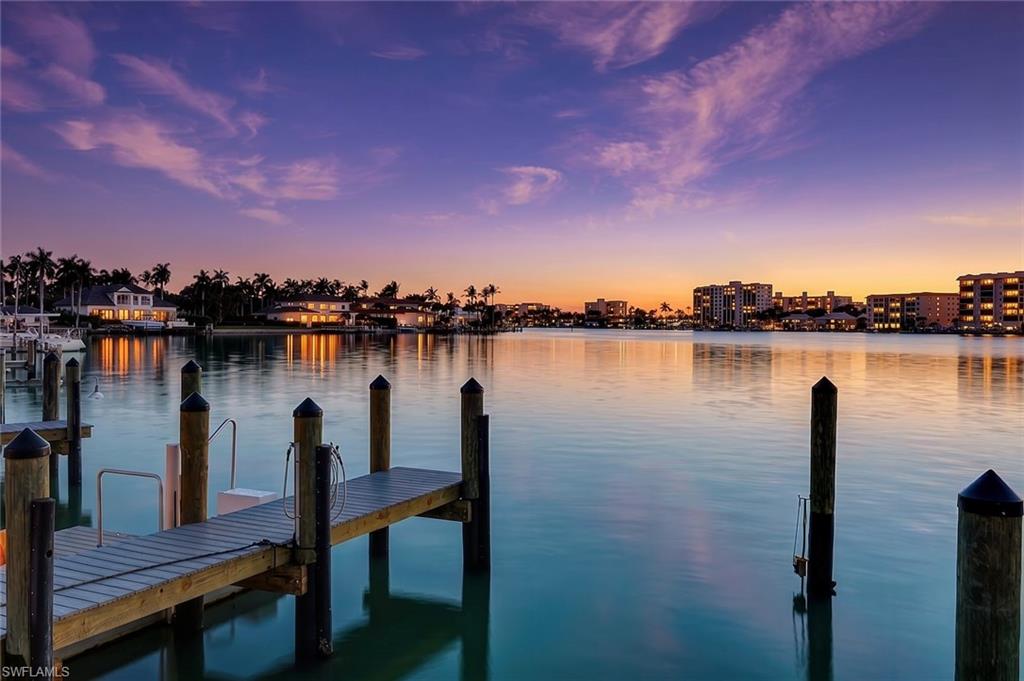 HARBOUR LIGHTS - Residential