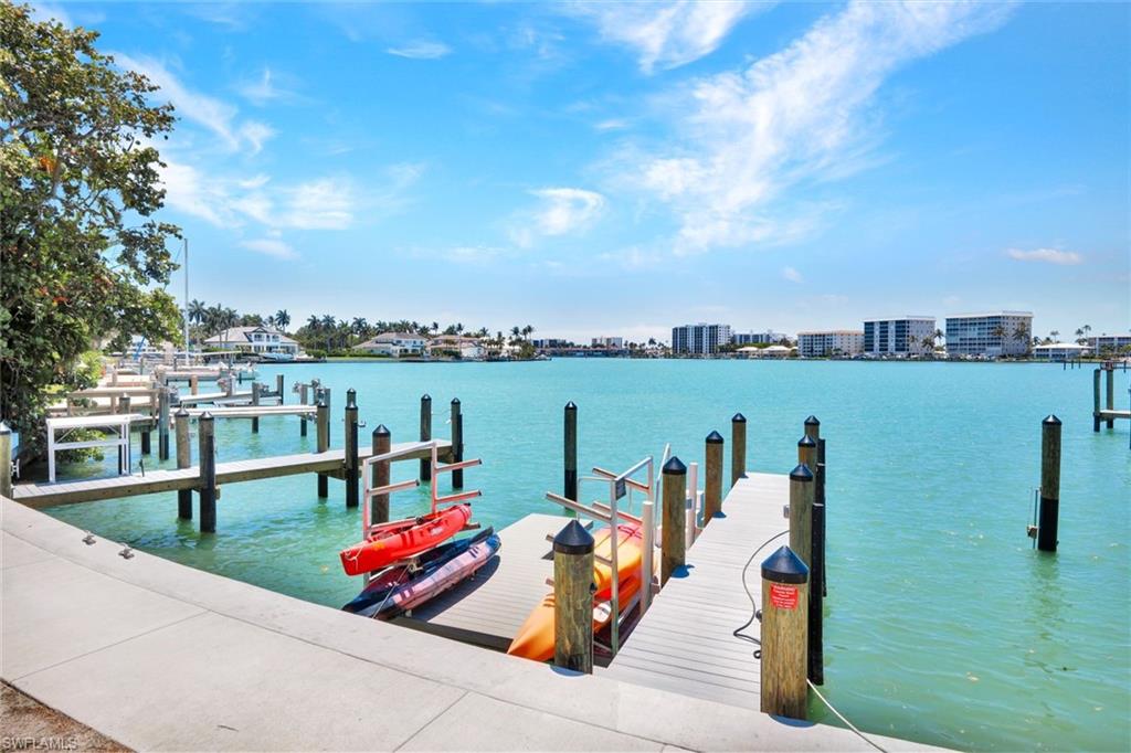 HARBOUR LIGHTS - Residential